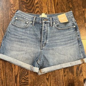 NWT “The Dadjean Short” by Madewell
